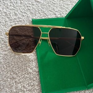 BOTTEGA VENETTA Gold Frame Brown Lens AVIATOR Sunglasses